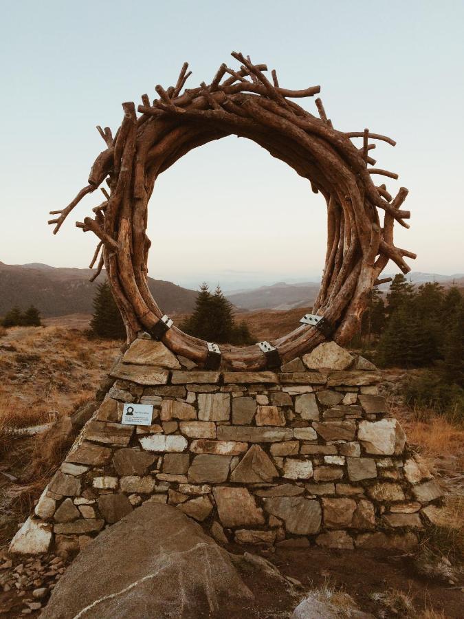 Loch Ness Backpackers Lodge Drumnadrochit Esterno foto