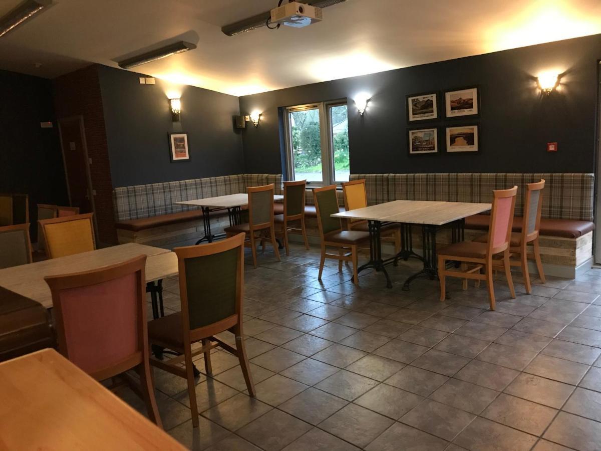Loch Ness Backpackers Lodge Drumnadrochit Esterno foto
